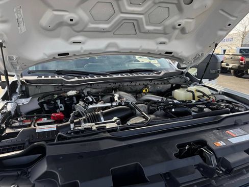 Used 2024 Ford F350 XLT w/ FX4 Off-Road Package image 33