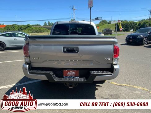 Used 2017 Toyota Tacoma Limited w/ Tow Package AWD/4WD image 18