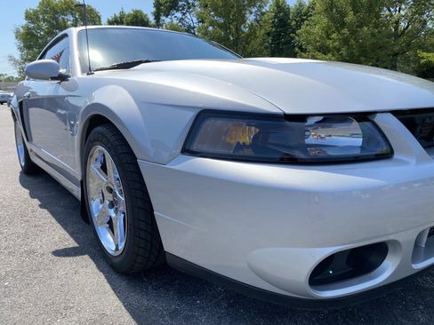 Used 2004 Ford Mustang Cobra RWD image 33