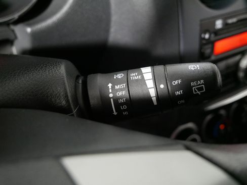 Used 2013 Nissan Rogue S AWD/4WD image 28