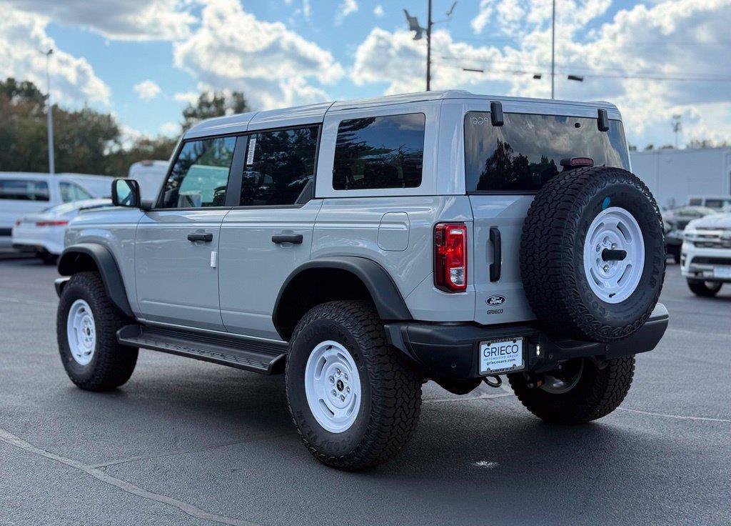 New 2026 Ford Bronco Heritage Edition AWD/4WD image 7