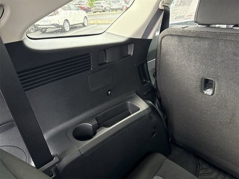 New 2025 Kia Sorento LX image 29