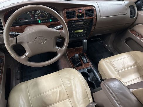 Used 1999 Toyota 4Runner Limited AWD/4WD image 13