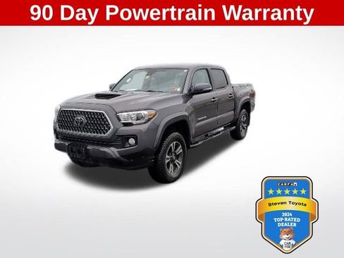 Used 2019 Toyota Tacoma TRD Sport image 1