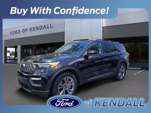 Used 2022 Ford Explorer XLT w/ Equipment Group 202A image 1