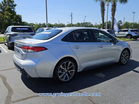 Used 2022 Toyota Corolla SE FWD image 5