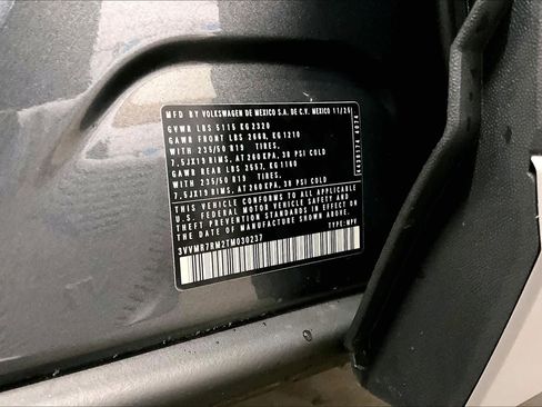 New 2026 Volkswagen Tiguan SE image 36