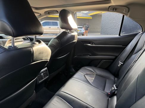Used 2020 Toyota Camry XLE w/ Driver Assist Package FWD image 16