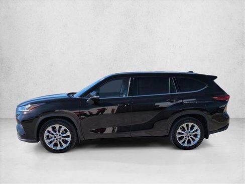 Used 2020 Toyota Highlander Limited image 8
