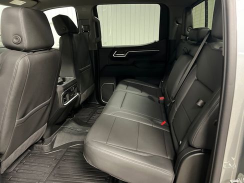 New 2026 GMC Sierra 1500 SLT w/ SLT Premium Plus Package AWD/4WD image 13