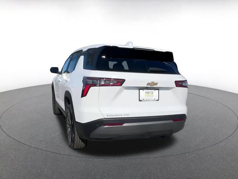 Used 2025 Chevrolet Equinox LT image 11