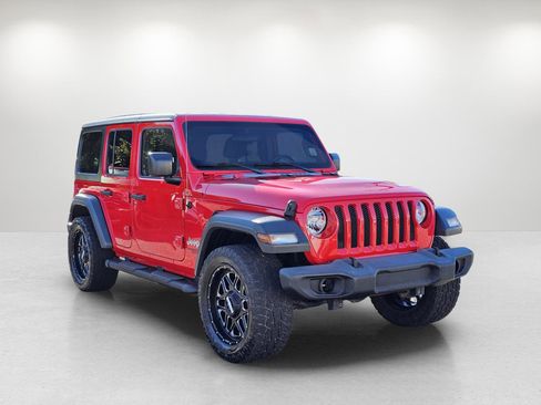Used 2018 Jeep Wrangler Unlimited Sport image 3