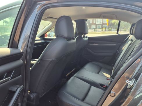 Used 2023 MAZDA MAZDA3 s FWD image 22