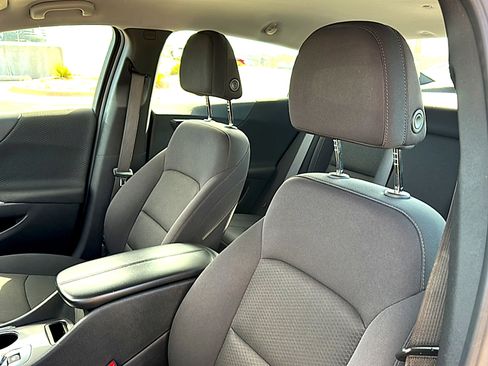 Used 2024 Chevrolet Malibu LT image 14