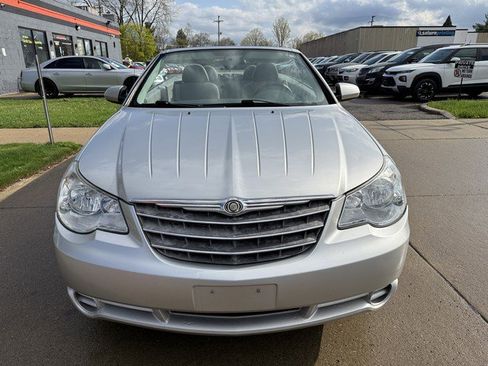 Used 2008 Chrysler Sebring Touring image 2