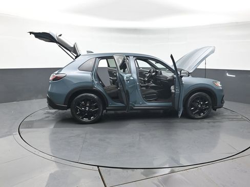 Certified 2024 Honda HR-V Sport image 50