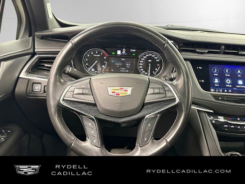 Used 2022 Cadillac XT5 Premium Luxury AWD/4WD image 13
