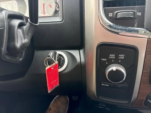 Used 2018 RAM 2500 Laramie AWD/4WD image 19