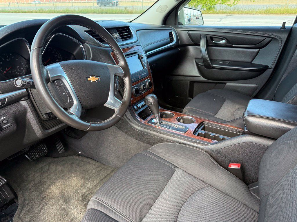 Used 2014 Chevrolet Traverse LT AWD/4WD image 26