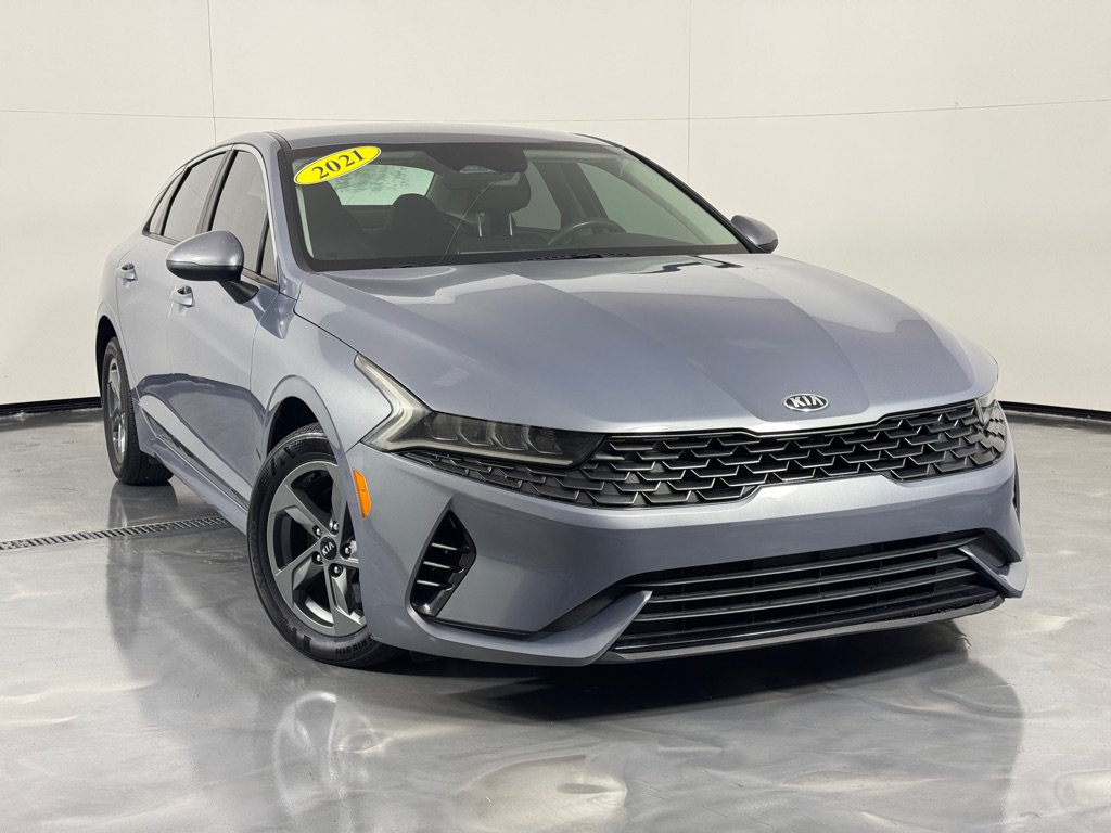 Used 2021 Kia K5 LX FWD image 2