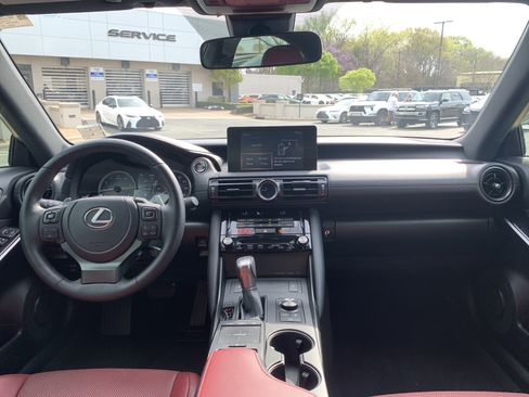 Certified 2025 Lexus IS 350 F Sport image 30