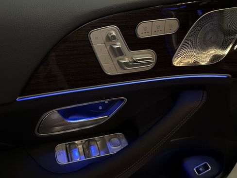 New 2026 Mercedes-Benz GLS 450 4MATIC image 10