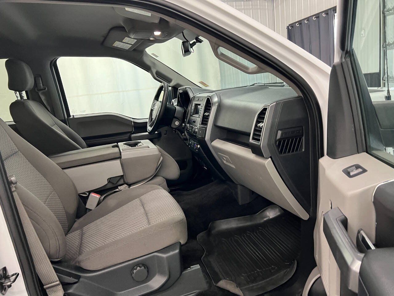 Used 2017 Ford F150 XLT w/ Equipment Group 301A Mid AWD/4WD image 11
