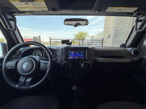 Used 2014 Jeep Wrangler Sport AWD/4WD image 25