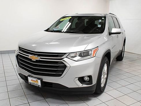 Certified 2019 Chevrolet Traverse LT AWD/4WD image 1