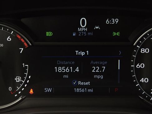 Used 2025 Cadillac XT5 Luxury FWD image 25