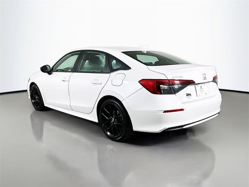 Certified 2023 Honda Civic Sport image 9