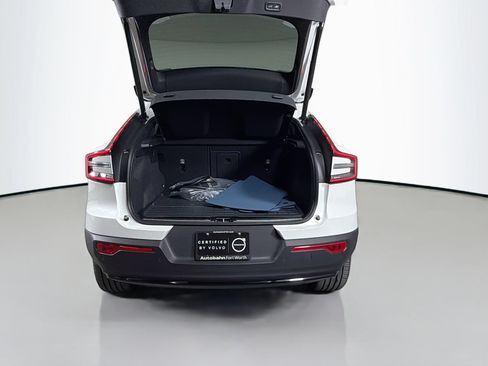 Certified 2023 Volvo C40 P8 Recharge Plus w/ Climate Package AWD/4WD image 25
