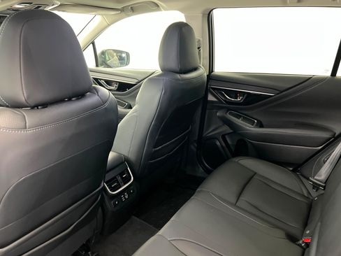 Used 2025 Subaru Outback Touring w/ Tech Package 3 AWD/4WD image 20