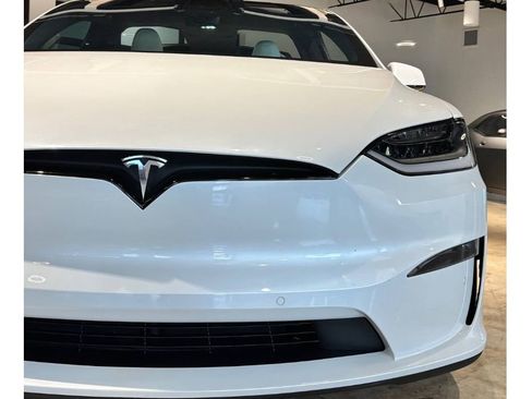 Used 2023 Tesla Model X image 6