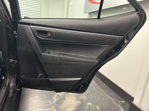 Used 2014 Toyota Corolla L FWD image 12