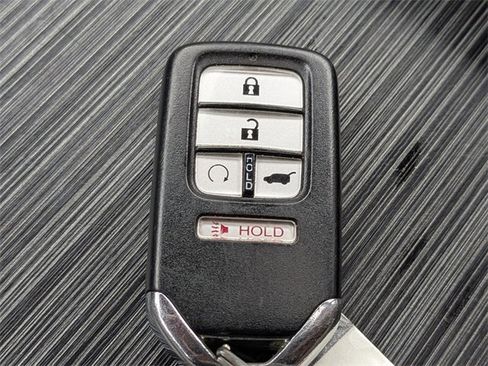 Used 2019 Honda Pilot Touring image 34