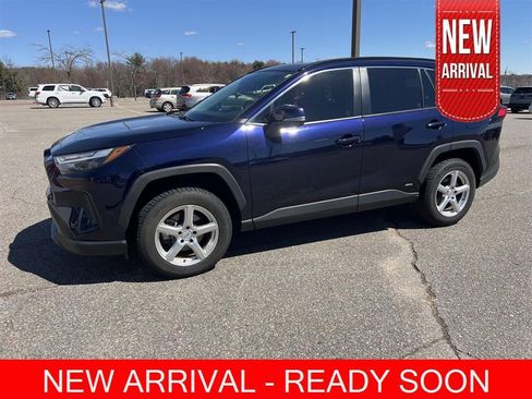 Used 2023 Toyota RAV4 XLE w/ Convenience Package AWD/4WD image 1