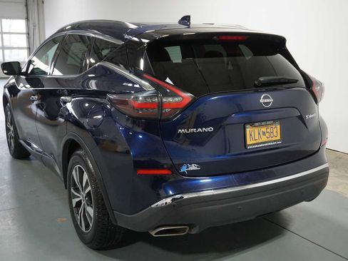 Used 2024 Nissan Murano SV image 3