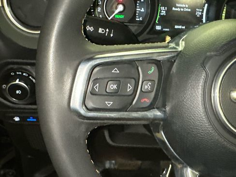 Used 2024 Jeep Wrangler High Altitude AWD/4WD image 24