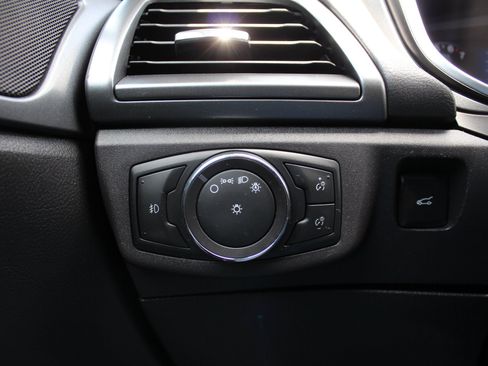 Used 2014 Ford Fusion Titanium FWD image 22