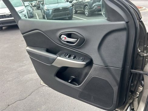 Used 2021 Jeep Cherokee Latitude Lux 80th Anniv w/ Quick Order Package 26U 80TH image 26