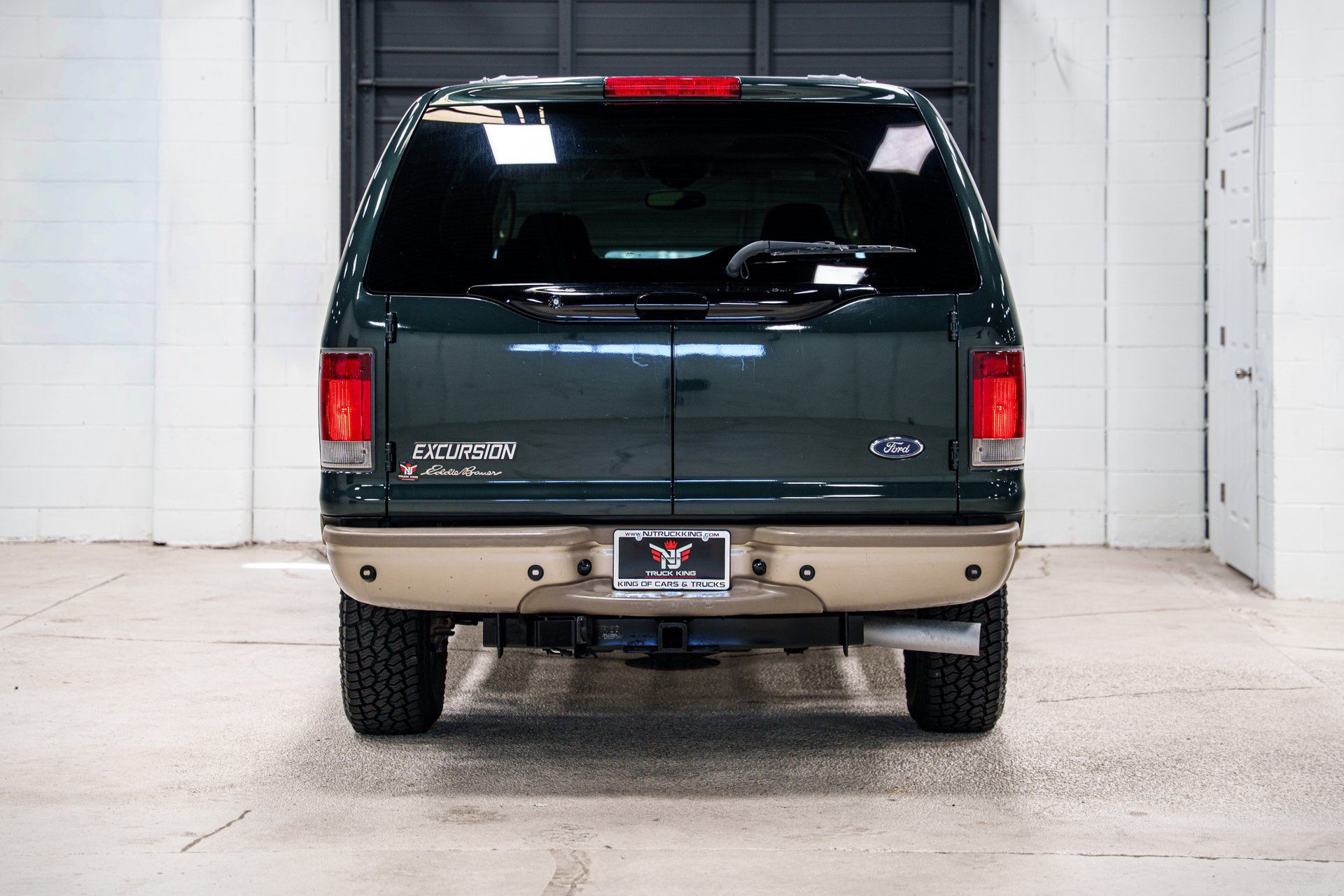 Used 2004 Ford Excursion Eddie Bauer AWD/4WD image 7