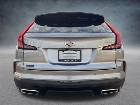 Certified 2025 Cadillac XT4 Premium Luxury image 6