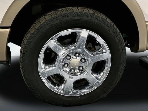 Used 2013 Ford F150 King Ranch w/ King Ranch Luxury Pkg image 33