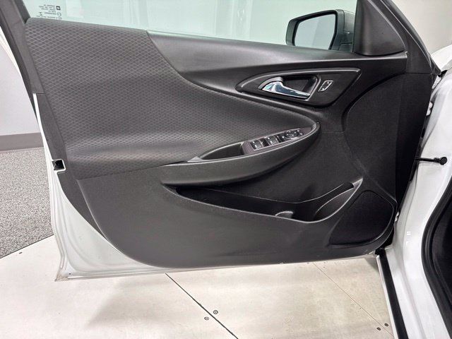 Used 2020 Chevrolet Malibu LS FWD image 7