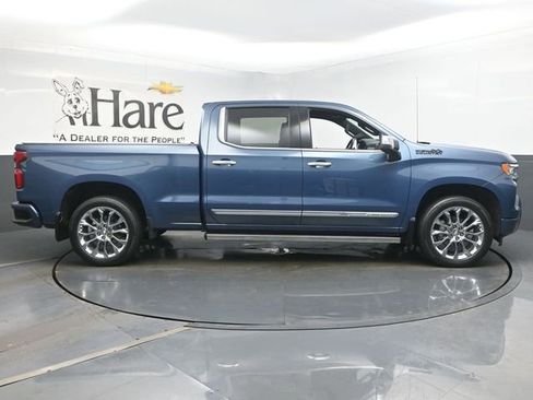 Used 2024 Chevrolet Silverado 1500 High Country w/ High Country Premium Package AWD/4WD image 48