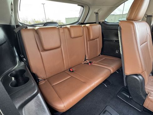 Used 2018 Toyota Highlander Limited image 21