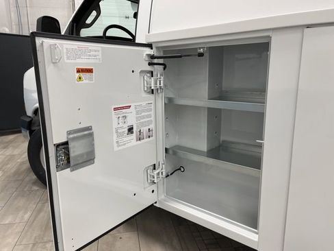 New 2025 Chevrolet Express 3500 Work Van w/ Power Convenience Package image 15