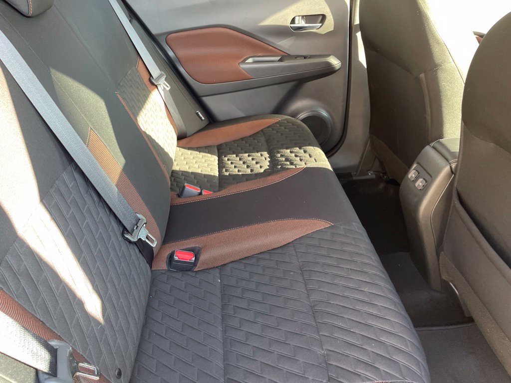 Used 2021 Nissan Kicks SR FWD image 22