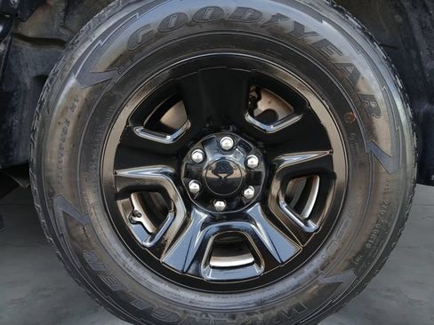Used 2023 RAM 1500 Tradesman AWD/4WD image 14